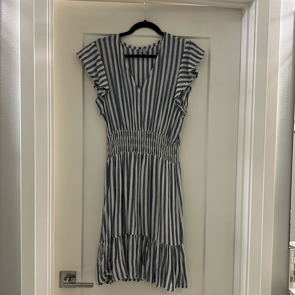 Rails size large dress